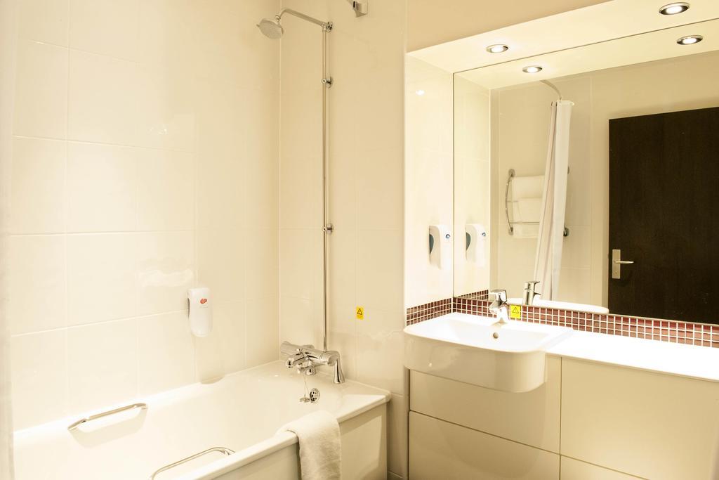 Premier Inn York North Ruang foto